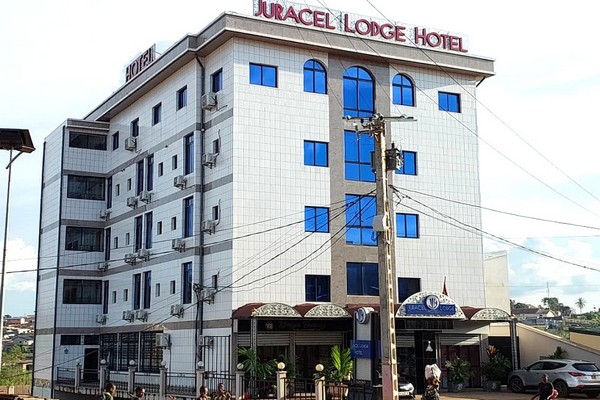 JURACEL LODGE HÔTEL